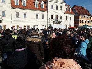 Er gegen Sie!