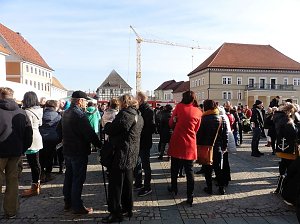 Er gegen Sie!