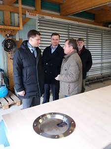 Ost- und Mittelstandsbeauftragter bei Firmenbesuch