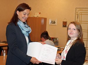 Arbeitsvertr&auml;ge &uuml;bergeben