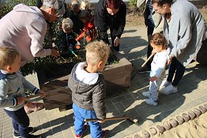 Herbstputz und Herbstpflanzung in Stocksen