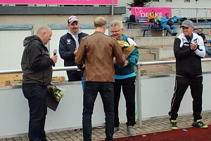 Verdienstvolle Faustballer geehrt