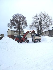Schneeber&auml;umung in Oberheldrungen