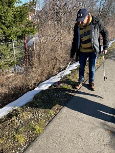 Tierexkremente werden eingesammelt