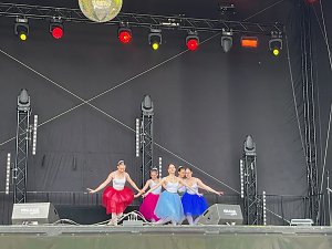 Das Tanzstudio Radeva zeigte auf dem Residenzfest in Sondershausen was seine Eleven k&ouml;nnen