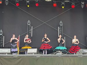 Das Tanzstudio Radeva zeigte auf dem Residenzfest in Sondershausen was seine Eleven k&ouml;nnen