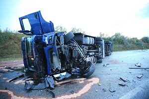 KKW kippt auf der A38 um
