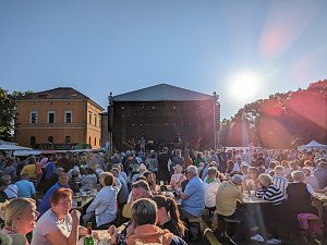 Das 20. Sondersh&auml;user Residenzfest wurde f&uuml;rstlich gefeiert