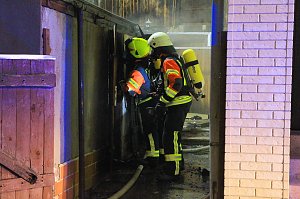 N&auml;chtlicher Brand in Bendeleben