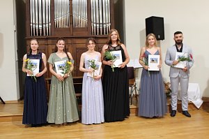 Feierstunde zum erfolgreich abgeschlossen Abi Plus des Beruflichen Gymnasium Sondershausen in Carl-Schr&ouml;der-Saal