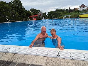 Anbaden im "Bergbad Sonnenblick" in Sondershausen