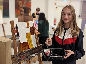 Die Sch&uuml;lerinnen und Sch&uuml;ler der Regelschule am Franzberg durften die Werke von Heinz Scharr eigenst&auml;ndig interpretieren