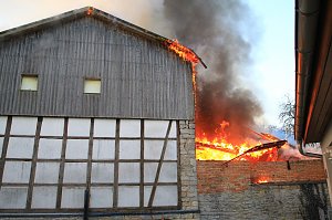 Scheunenbrand heute Morgen in Himmelsberg