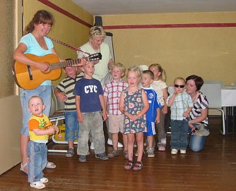 &Uuml;bergabe F&ouml;rdermittel Donndorf (Foto: Hannelore Pescht)