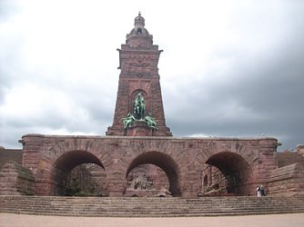 Kyffh&auml;userdenkmal (Foto: Karl-Heinz Herrmann)