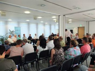 R&uuml;ckblick auf Diskussion (Foto: Lernen vor Ort)