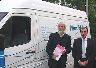 Prof. Dr. Eckart Lange und Th&uuml;ringens Kultusminister Bernward M&uuml;ller  (Foto: Karl-Heinz Herrmann)