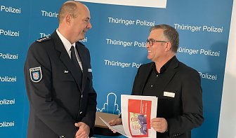 Bild: Erster Polizeihauptkommissar Andreas Meinken und Agenturchef Karsten Frob&ouml;se stellten in M&uuml;hlhausen die Arbeitsmarktzahlen f&uuml;r den November vor