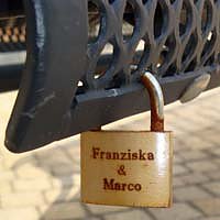 Verliebte hinterlassen ihre Spuren (Foto: Peter Zimmer)