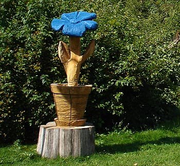 Kunst am Wegesrand (Foto: Karl-Heinz Herrmann)