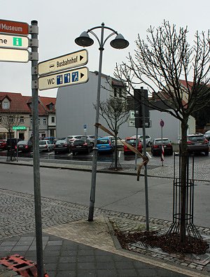 Laterne gerammt (Foto: Karl-Heinz Herrmann)