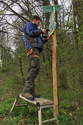 Markierungsarbeiten am Wegenetz begonnen (Foto: D. Kr&uuml;ger)