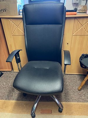 B&uuml;rostuhl (Foto: )