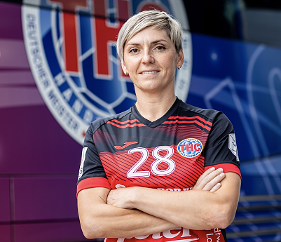 Lydia Jakubisova: 40 Jahre jung - 300 Spiele f&uuml;r den Th&uuml;ringer HC � ein Leben f&uuml;r den Handball Foto: Th&uuml;ringer HC