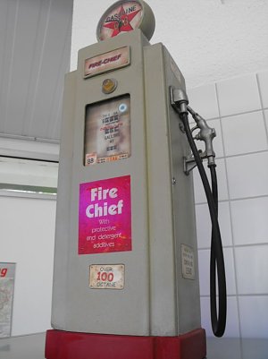 Retro Zapfs&auml;ule (Foto: Angelo Glashagel)