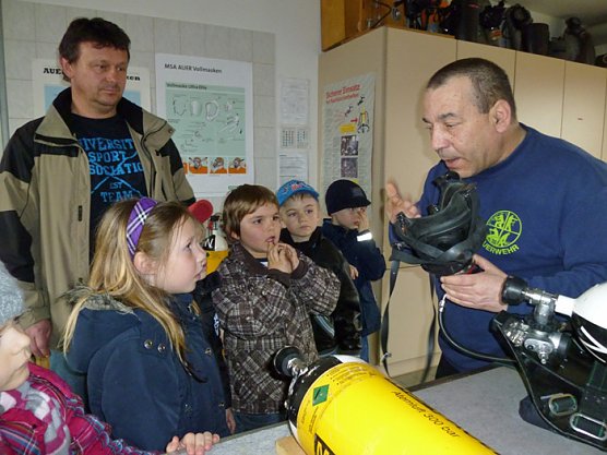 Bei der Feuerwehr wird der Kaffee kalt (Foto: Thomas B&uuml;&szlig;er & Babett Wei&szlig;)