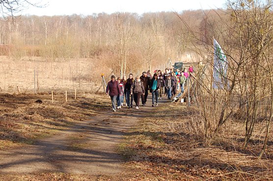 Baumpflanzung am Kyffhäuser (Foto: Andreas Knoll) Baumpflanzung am Kyffhäuser (Foto: Andreas Knoll)