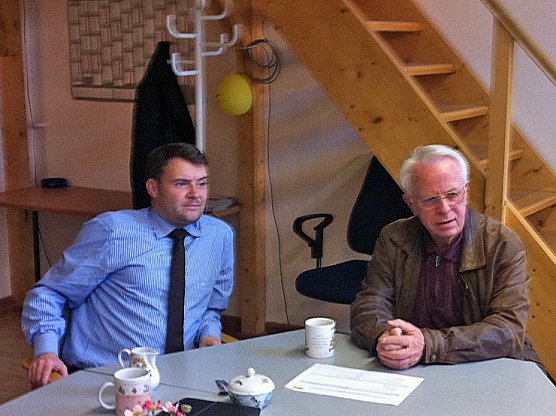 Links Patrick Kurth mit Robert Wetzel. (Foto: Wahlkreisb&uuml;ro Kurth)