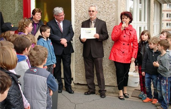 Lottomittel für Sitzbänke (Foto: Rudolf Scherer) Lottomittel für Sitzbänke (Foto: Rudolf Scherer)