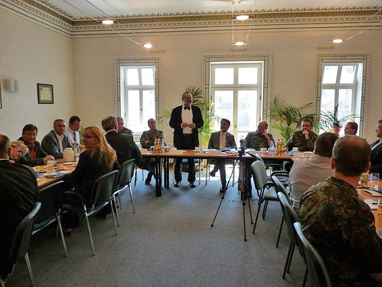 Diskussion um Bundeswehrstandorte (Foto: Karl-Heinz Herrmann)