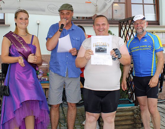 Kaiserwetter für Radfahrer (Foto: Andreas Reich) Kaiserwetter für Radfahrer (Foto: Andreas Reich)