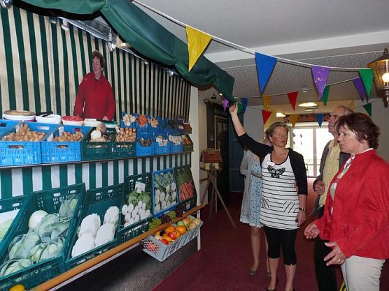 Wohnbereich eingeweiht (Foto: Karl-Heinz Herrmann) Wohnbereich eingeweiht (Foto: Karl-Heinz Herrmann)