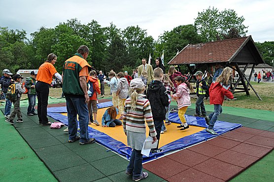 Neues Trampolin (Foto: Ferienpark Feuerkuppe)