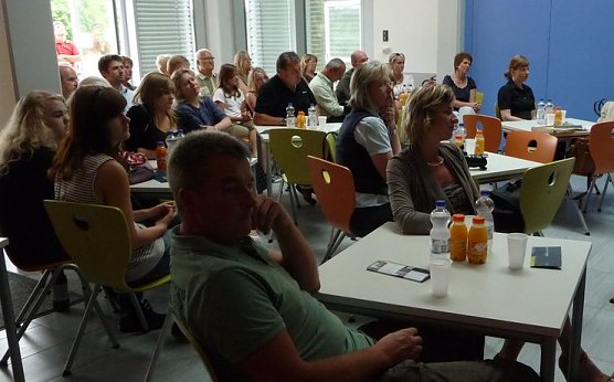 Zugehört (Foto: nnz) Zugehört (Foto: nnz)