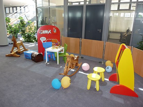 Ziehung Gewinnerin (Foto: Karl-Heinz Herrmann)