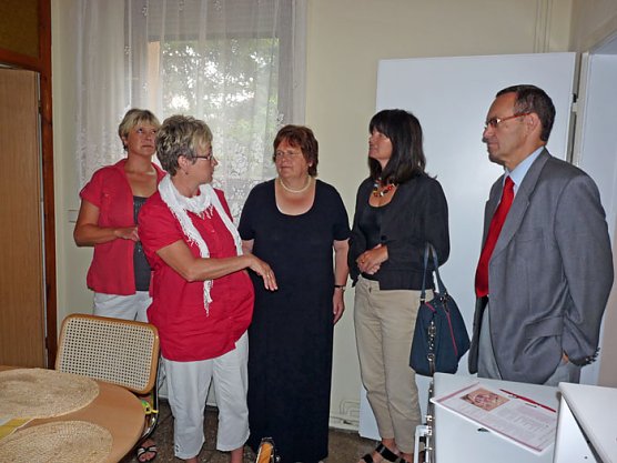 Zu Besuch im Frauenhaus (Foto: Karl-Heinz Herrmann) Zu Besuch im Frauenhaus (Foto: Karl-Heinz Herrmann)
