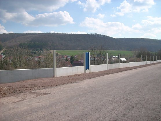 L&auml;rmschutzwand (Foto: Karl-Heinz Herrmann)