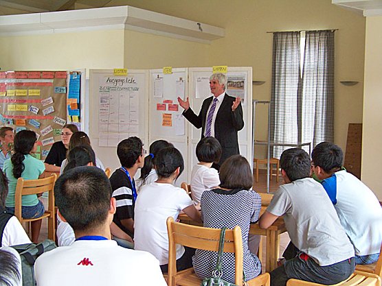 Besuch in Klosterschule (Foto: MDB Selle)