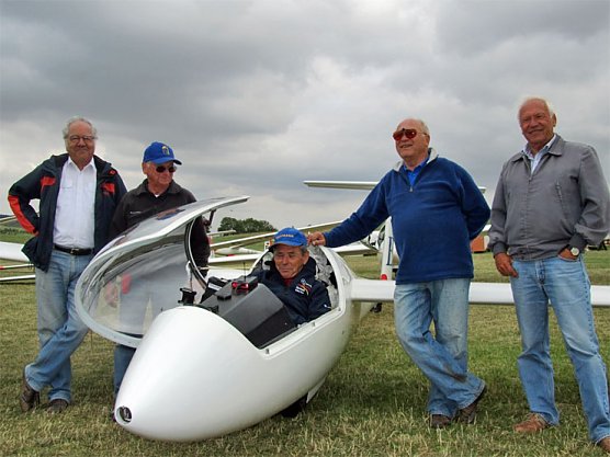 Erste Tagessieger (Foto: Aeroclub Hans Grade e. V.)