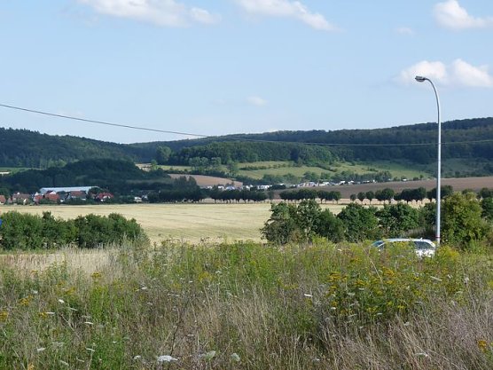 Ein Ort schm&uuml;ckt sich (Foto: Karl-Heinz Herrmann)