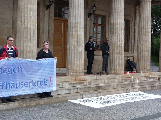 Der Opfer gedacht (Foto: Karl-Heinz Herrmann)
