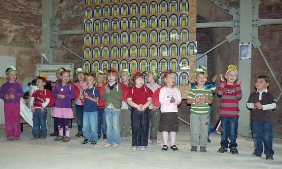 Treff der Generationen (Foto: Karl-Heinz Herrmann) Treff der Generationen (Foto: Karl-Heinz Herrmann)