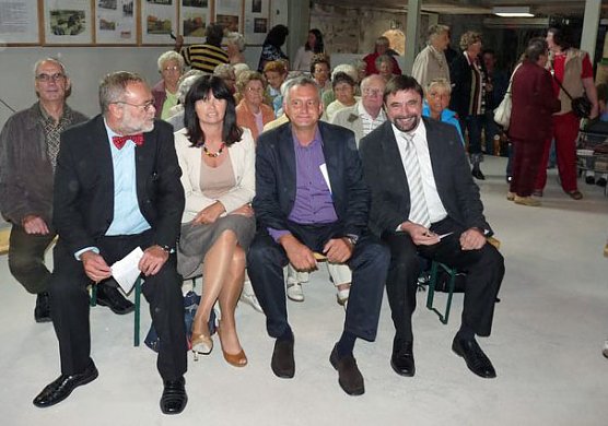 Treff der Generationen (Foto: Karl-Heinz Herrmann) Treff der Generationen (Foto: Karl-Heinz Herrmann)