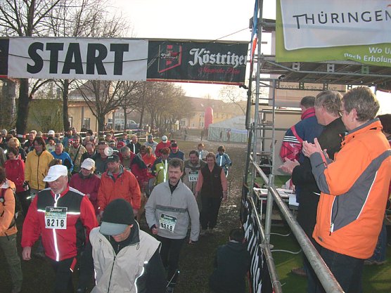 Kyffhäuserberglauf am Morgen (Foto: Karl-Heinz Herrmann) Kyffhäuserberglauf am Morgen (Foto: Karl-Heinz Herrmann)