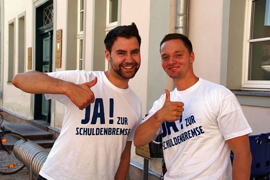 Ja! zur Schuldenbremse (Foto: Junge Union Kyffhäuserkreis) Ja! zur Schuldenbremse (Foto: Junge Union Kyffhäuserkreis)