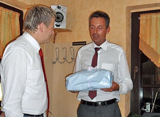 Zu Besch&auml;ftigungspolitik informiert (Foto: SPD Kyffh&auml;userkreis)